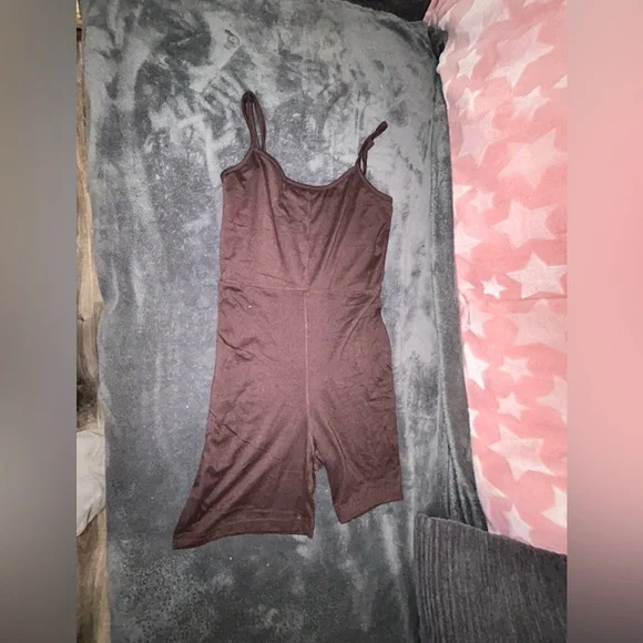 BASIC BODYCON ROMPER - Picture 3 of 11